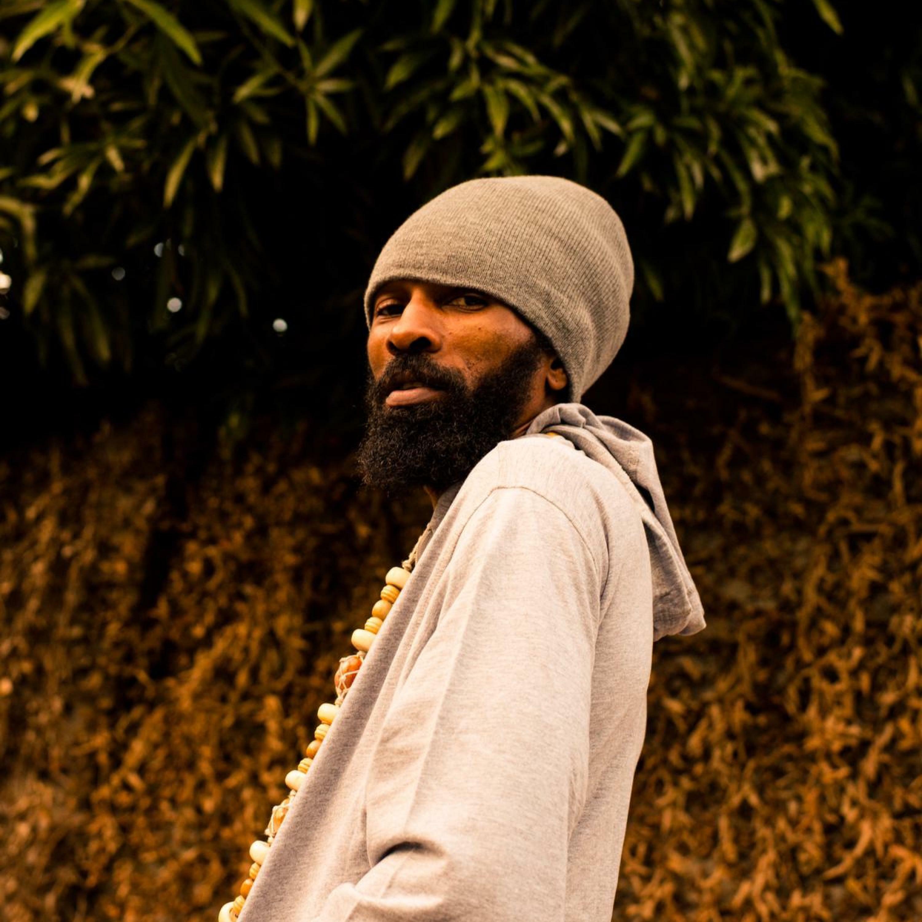 Spragga Benz - Never Leave | iHeart