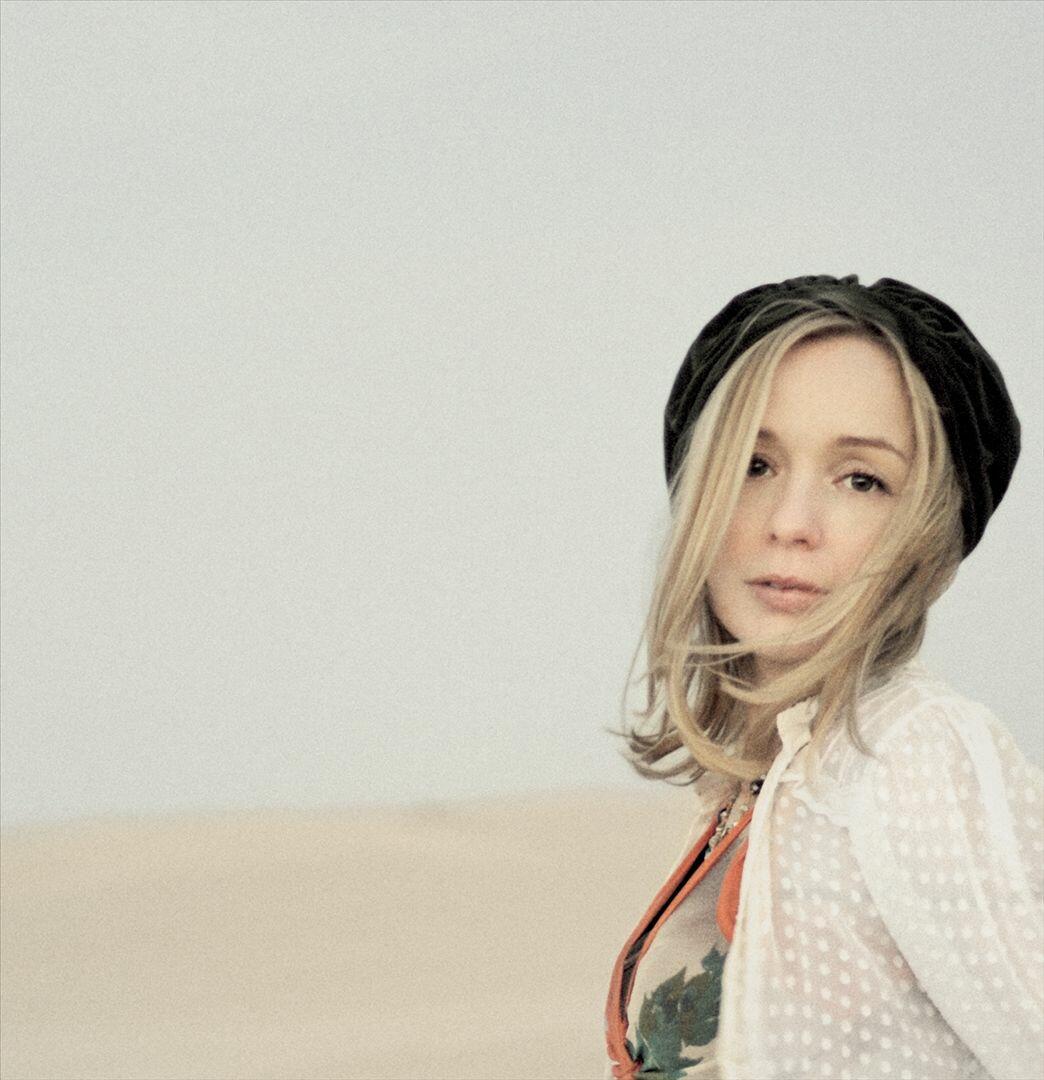 Lisa Ekdahl | iHeart