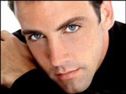 Escúchame (Carlos Ponce song) - Wikipedia