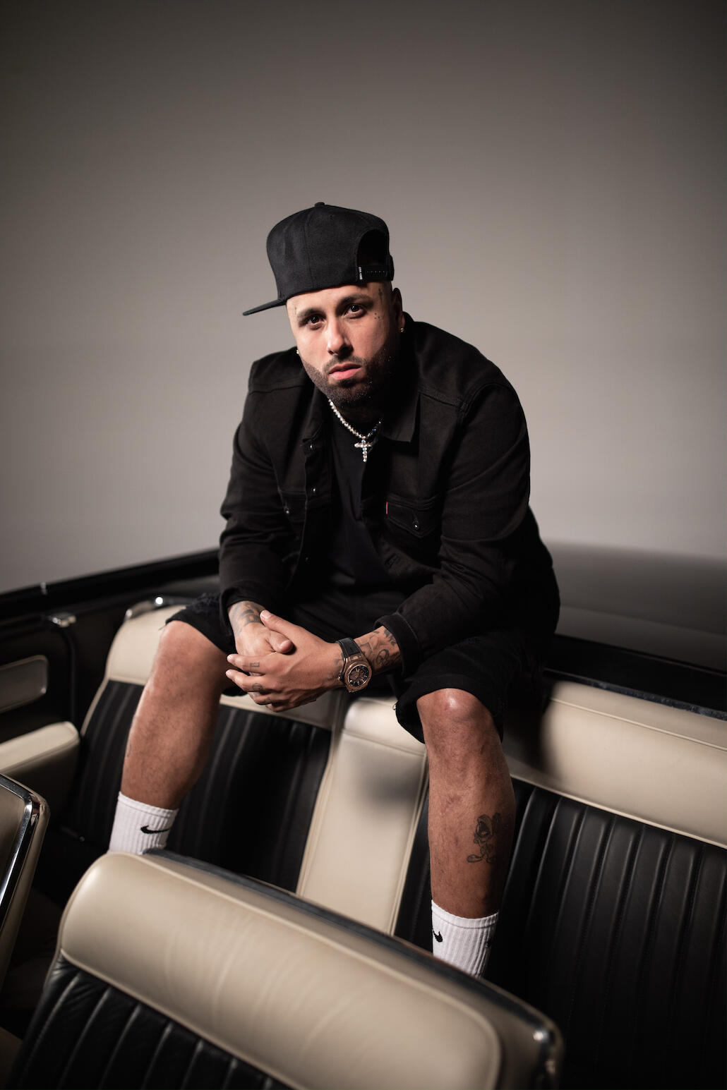 The tracksuit jacket black Nike Jordan PSG Nicky Jam in Muévelo - Nicky Jam  & Daddy Yankee