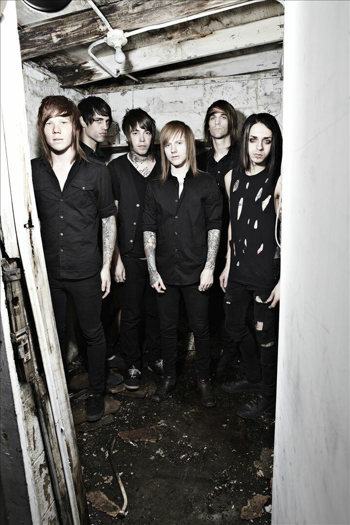 A Skylit Drive iHeart