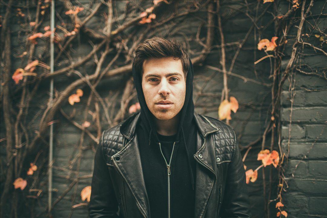 hoodie-allen-iheart