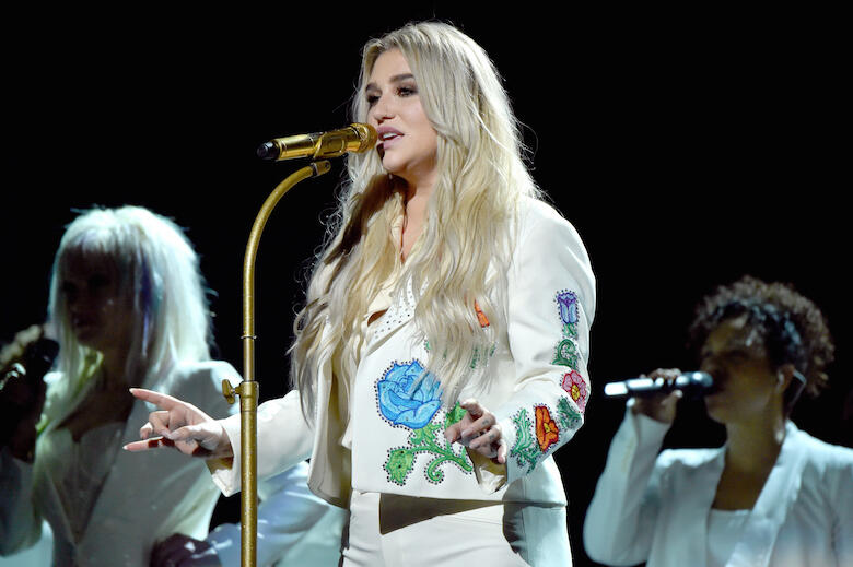 5aa03b0efc614e883a3bc3e1