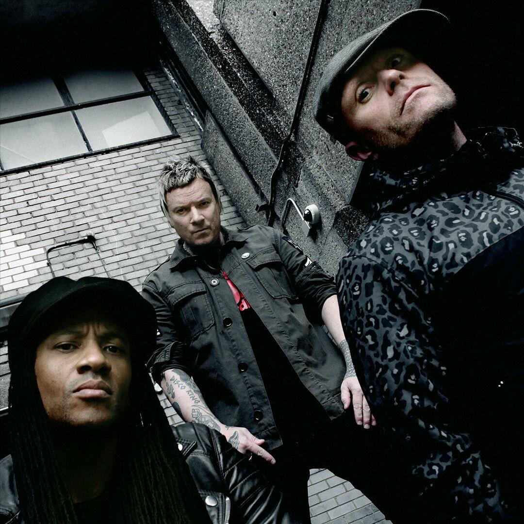 группа the prodigy. продиджи состав группы. лим продиджи. группа the prodigy 1990. продиджи слушать лучшие.